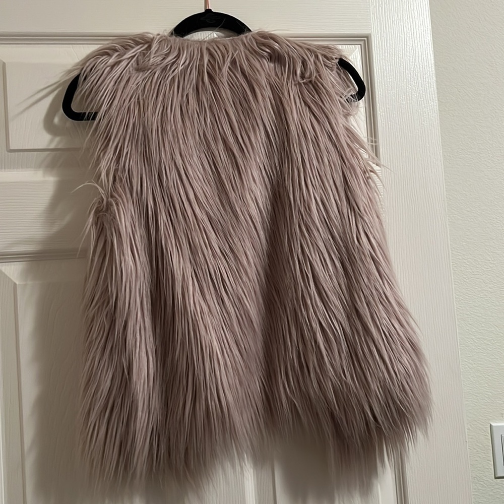 Vest - Picture 2 of 2